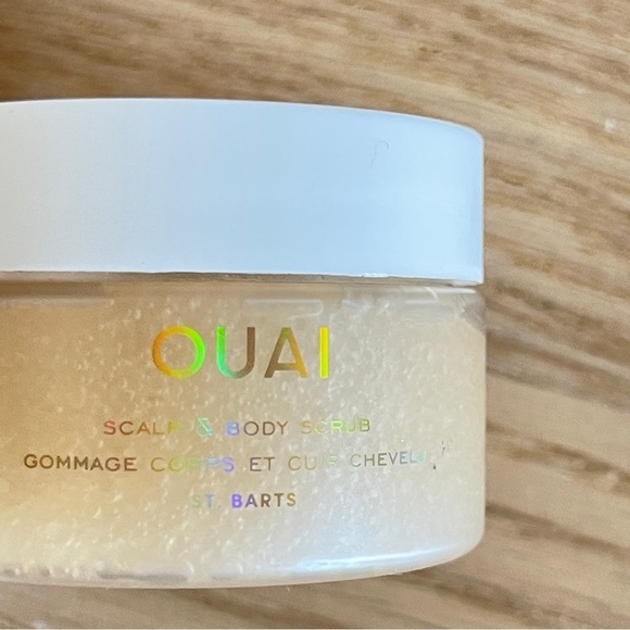 OUAI body cleanser 30ml  OUAI scalp and body scrub 30g  St. Barts mini new skin - Picture 5 of 8